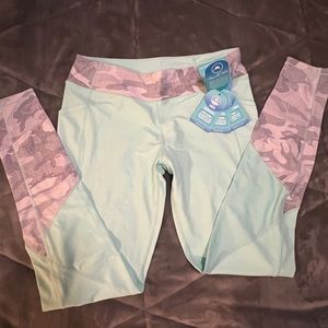 NWT Pelagic Fiji leggings